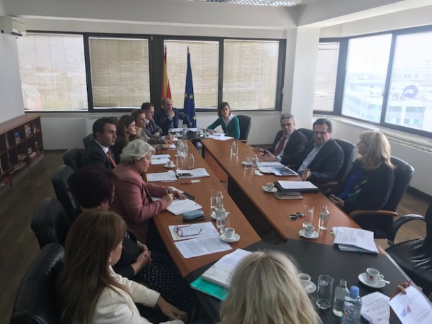 Minister Macedonia.jpg